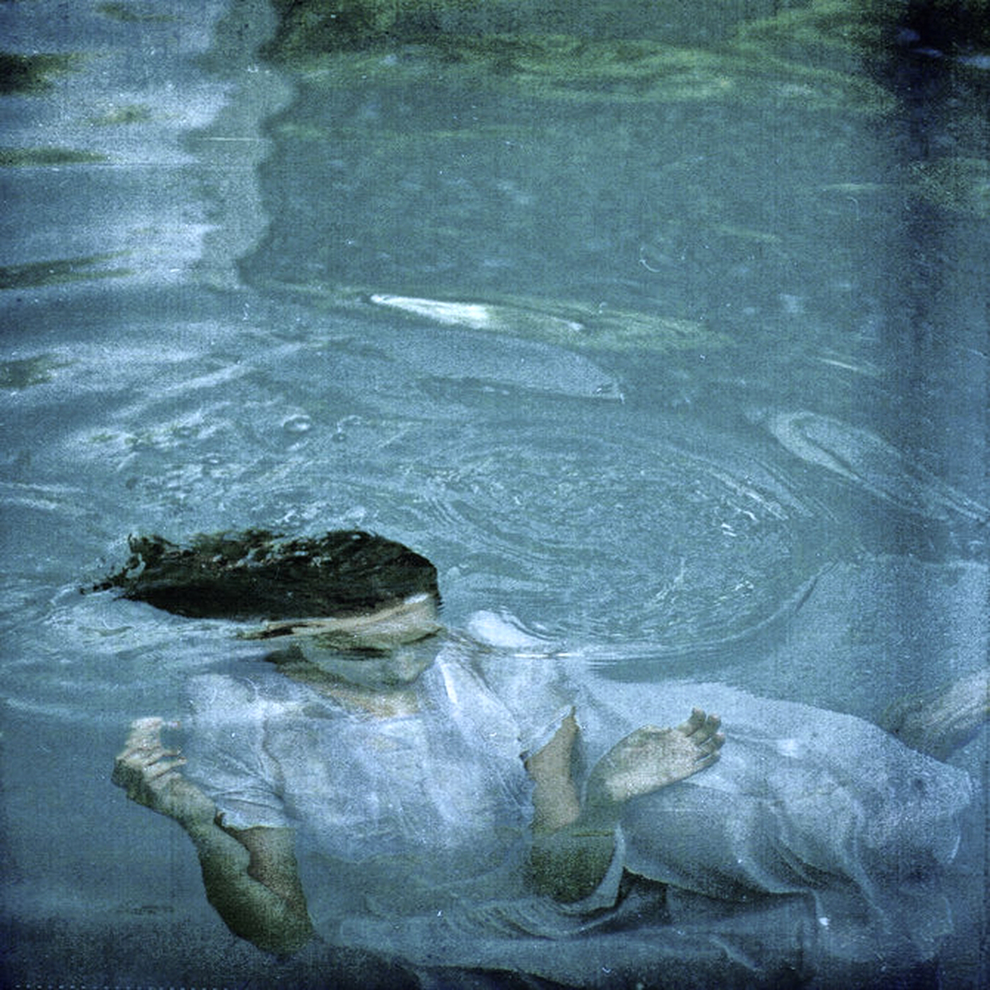 083a.jpg|300
